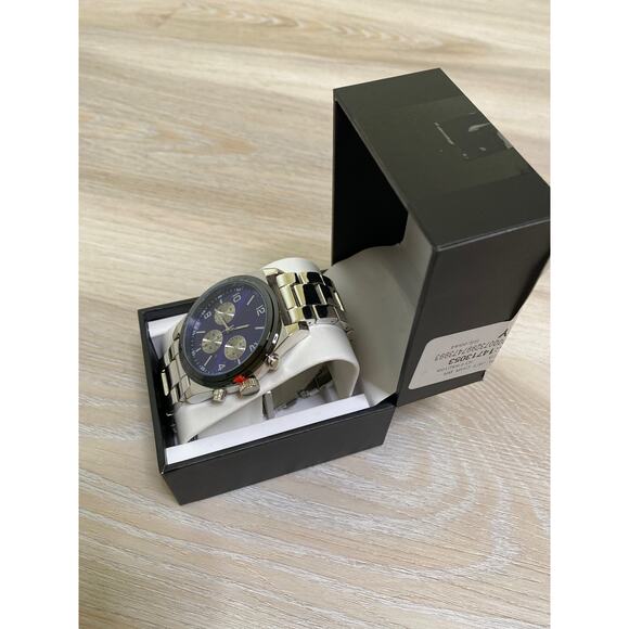 INC Men's Silver-Tone Bracelet Watch 44mm & Bracelet - Picture 4 of 6